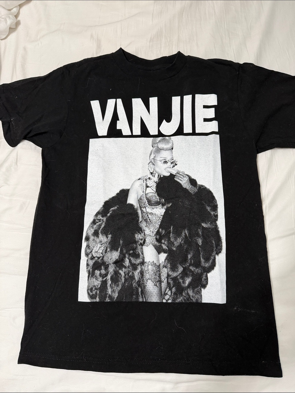 Vajie Graphic Tshirt